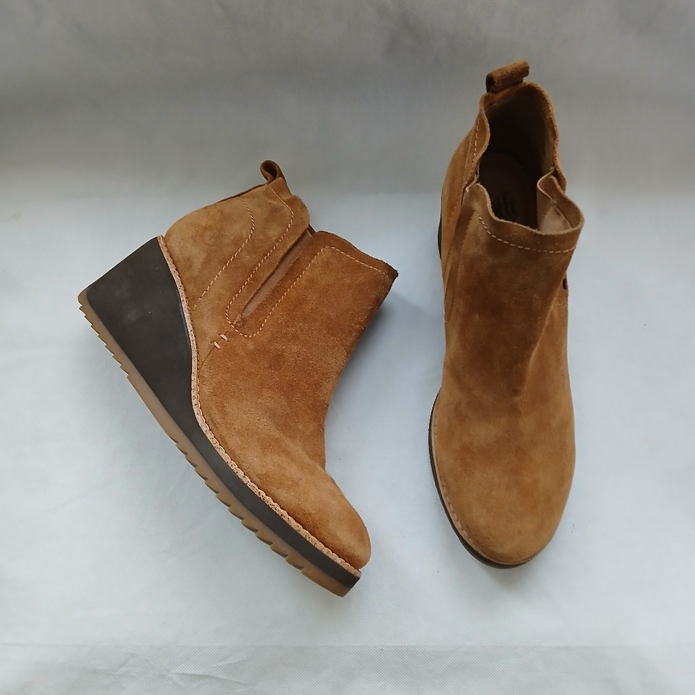 Sofft Womens 9M Emeree Wedge Bootie Leather Suede Waterproof Cognac Brown